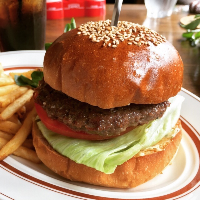 至高のハンバーガーをテイクアウト！都内で食べられる究極のグルメバーガー3選！