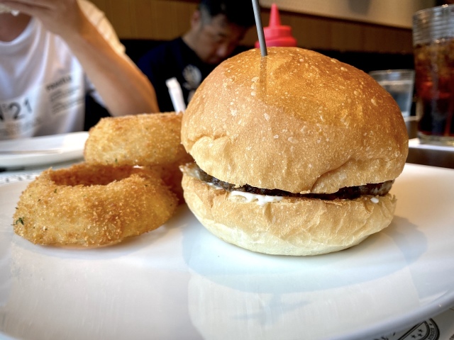 沖縄だからこそ食べたい！旅行するなら行くべき名店3選！