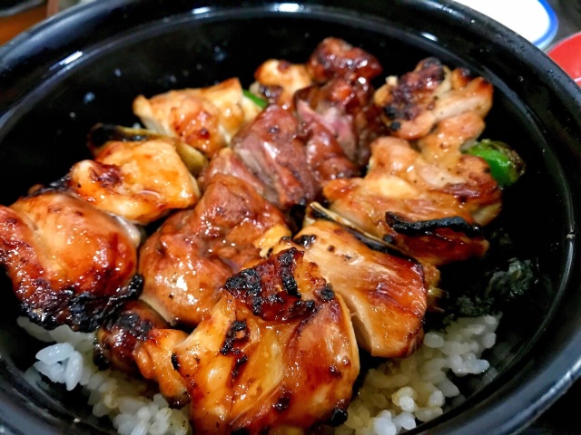 【鳥竹総本店】レバーが絶品のやきとり丼