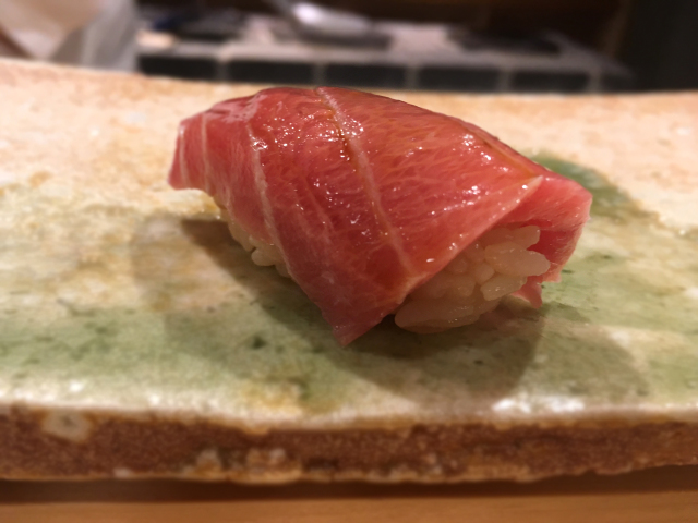 【東麻布 天本】情熱の塊の大将の魂が乗り移った握り