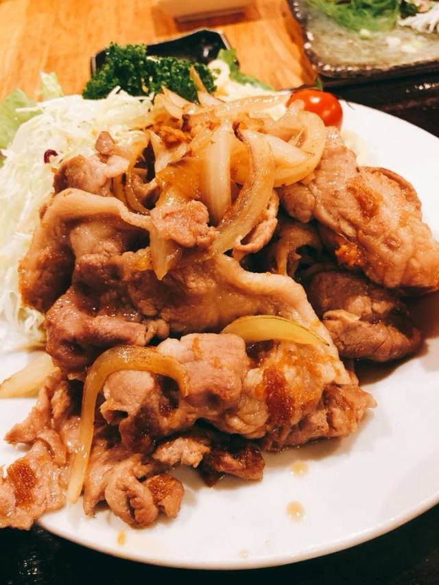 安くてうまい！街の人に愛された贅沢料理3選 in東京