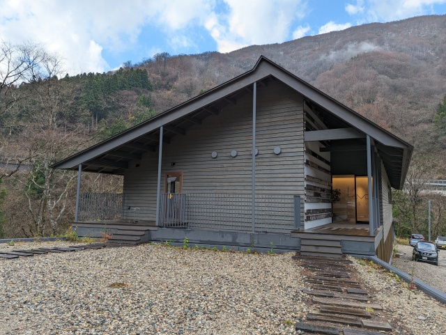 【富山グルメ】都内から5時間以上かかる富山食材にこだわったオーベルジュレストラン「レヴォ」