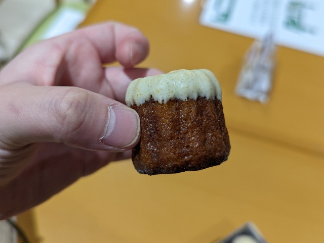 テリヤキ掲載店だったミシュランを世界最速で獲得した「TIRPSE」の富士山カヌレ