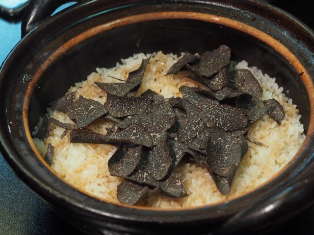 締めにトリュフご飯でこの値段はリーズナブル「はらまさ」