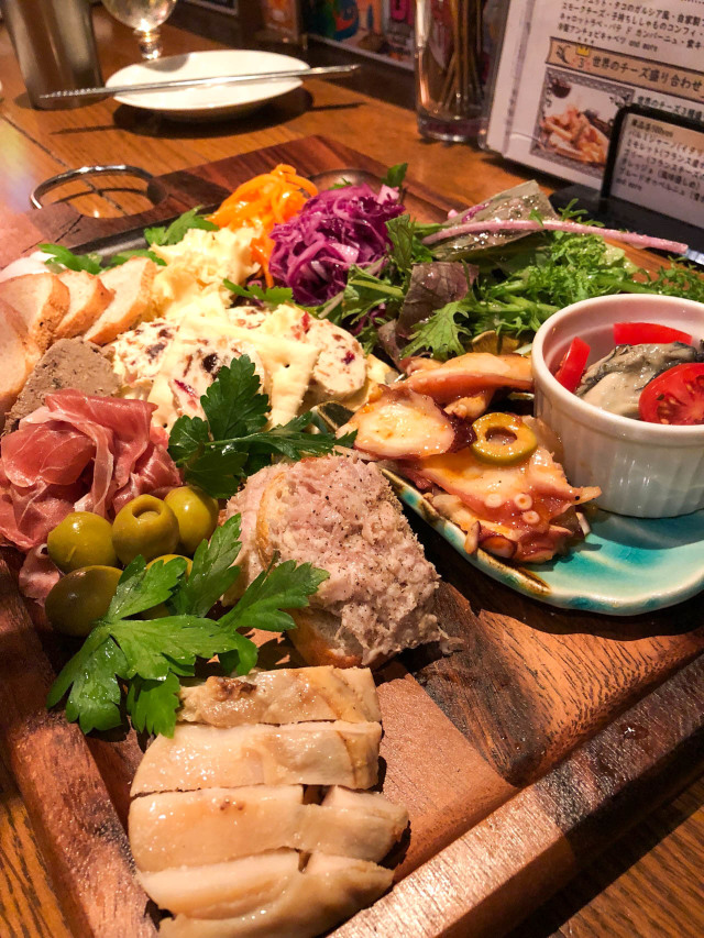 【池袋の風(イケブクロノカゼ)】酒好きにはたまらないお店