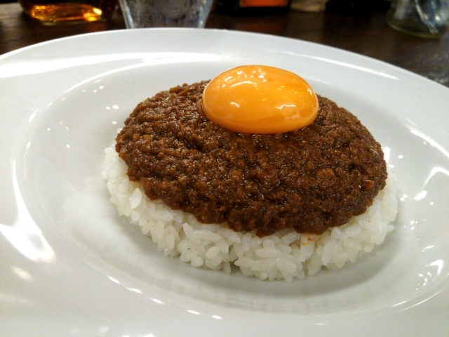 テリヤキ編集部が厳選した渋谷区で行くべき安ウマカレー３選！