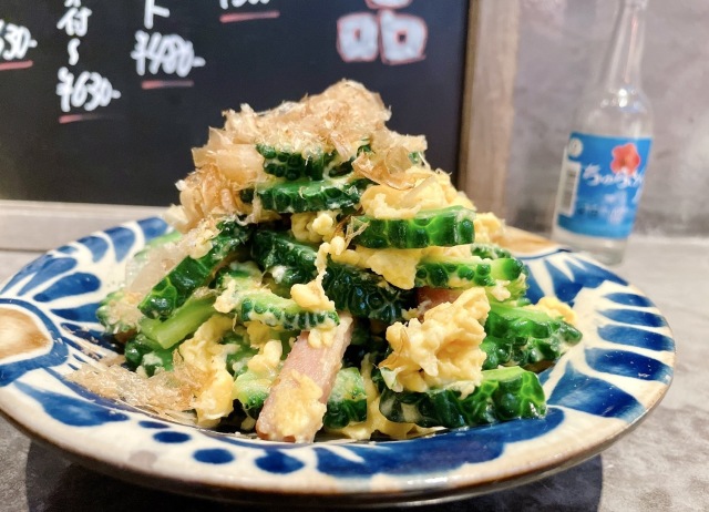 【沖縄ストックストア】鰹出汁たっぷりのセンスある沖縄料理屋