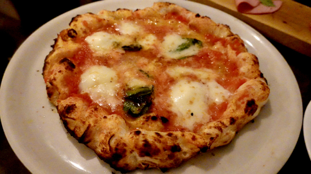 【PIZZA BORSA】池袋で旨いピザを食べるなら外せない店