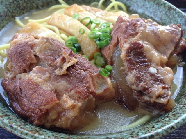 沖縄にてテリヤキ編集部が推薦する沖縄そばはここ！