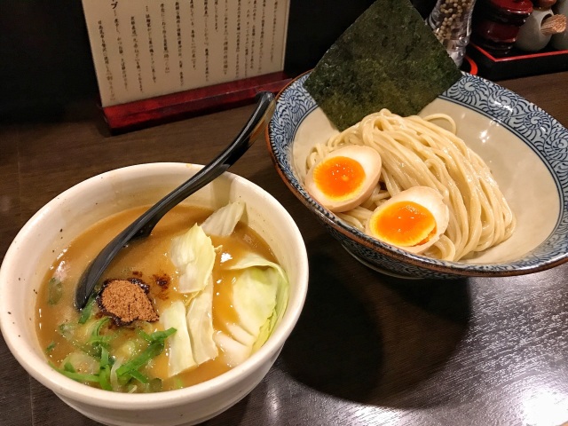 鶏出汁の旨味を存分に感じる一杯！テリヤキ編集部がオススメする都内の絶品とりそば店3選！