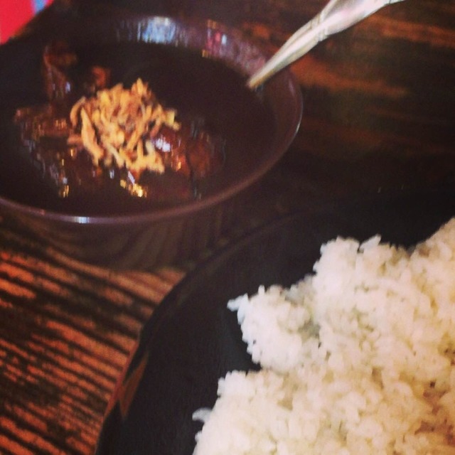 【villa Afghan】高地で食べる、山小屋カレー