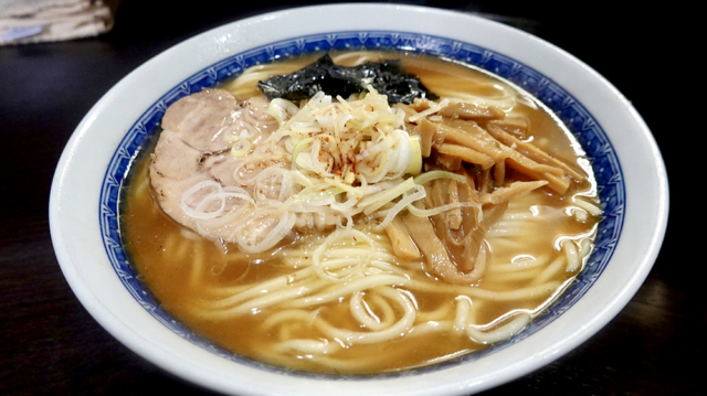 【中華そば べんてん】塩ラーメンは一口目でハートを掴むしょっぱ旨さ。