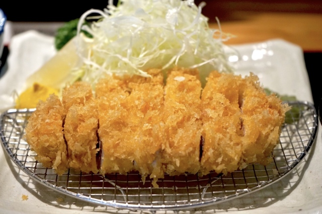 【とんかつ いわい】とんかつ愛感じる一皿