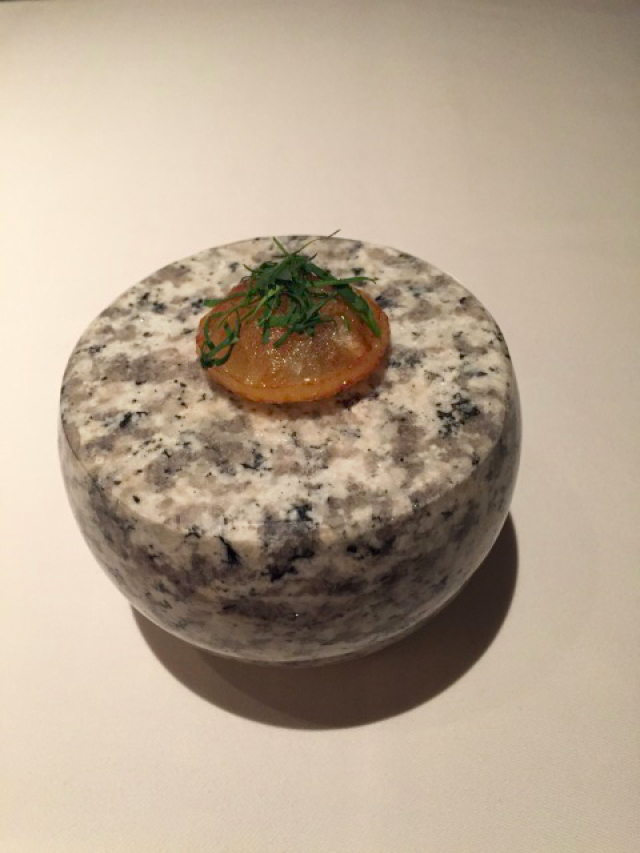 カンテサンス出身の魚料理専門フレンチ | TERIYAKI [テリヤキ]