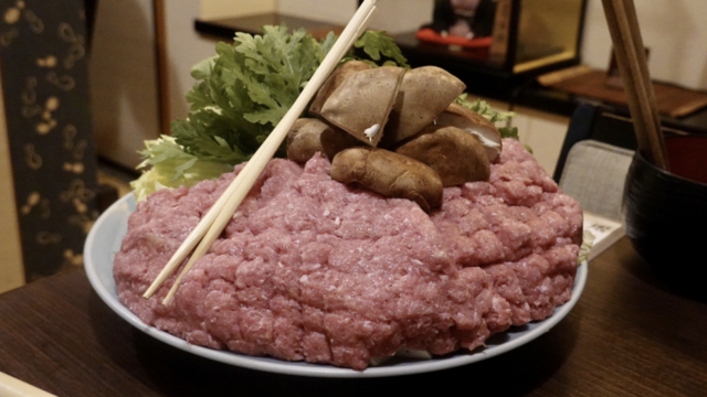 相撲の街で名物うずら鍋を！マジで絶品です。