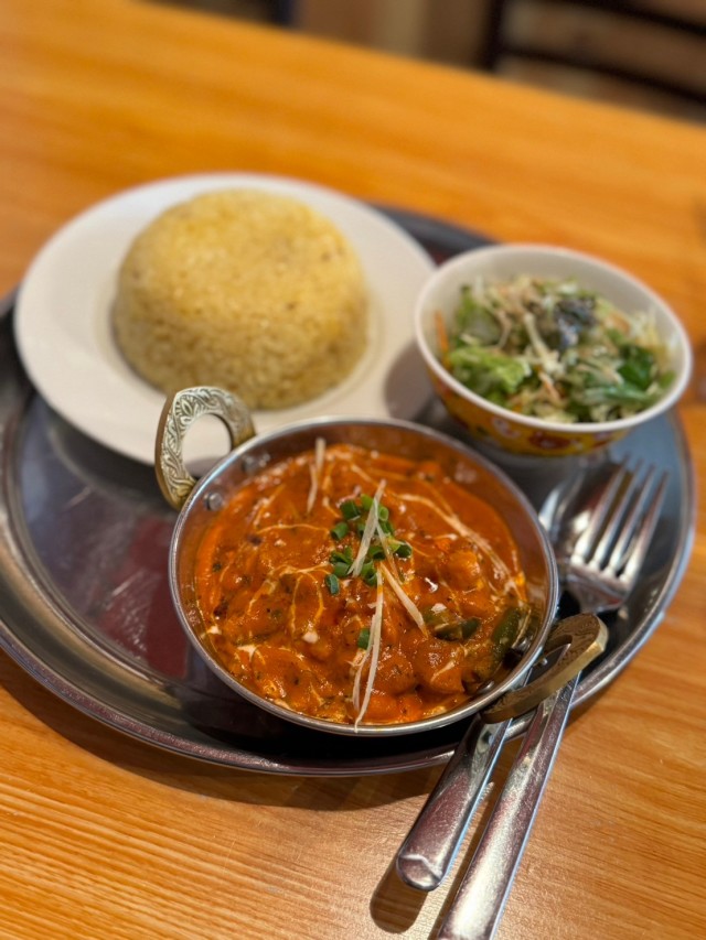 三鷹台の渋いインドカレー屋…