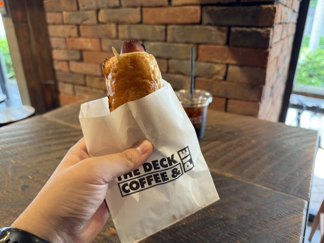 自家焙煎コーヒーと手作りパイが魅力