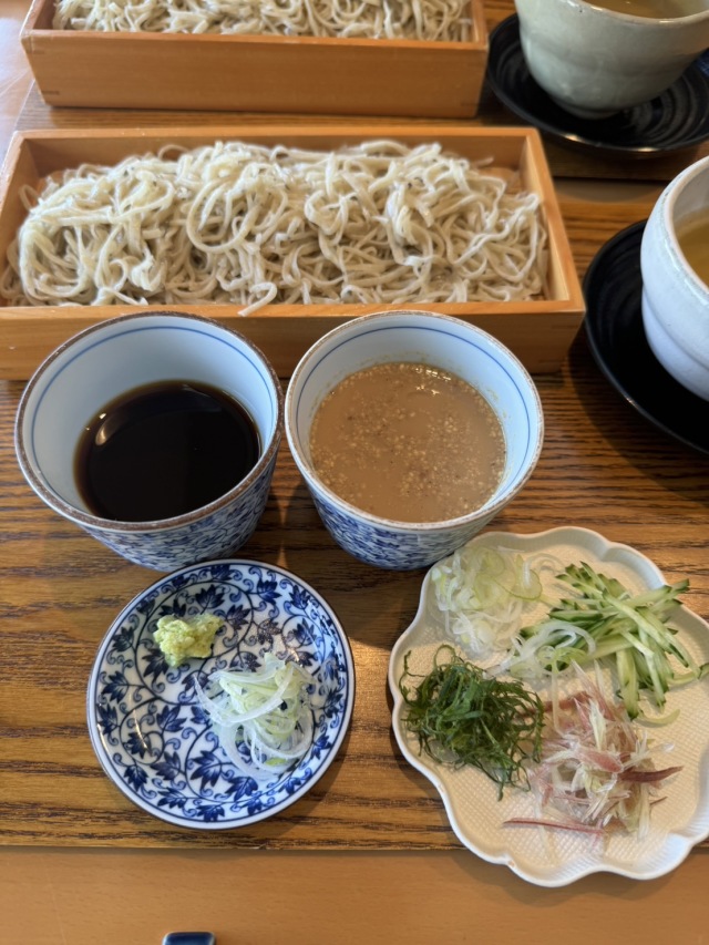 千葉市のニュータウンにある目新しい蕎麦のお店