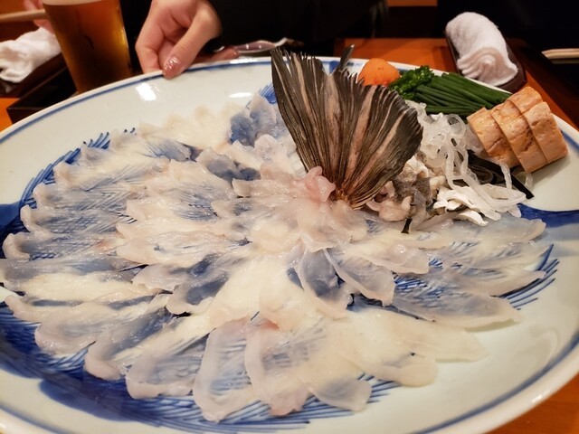 名残の河豚を高瀬でいただく幸せ