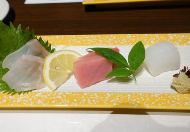 技術のしっかりした居酒屋と割烹の間