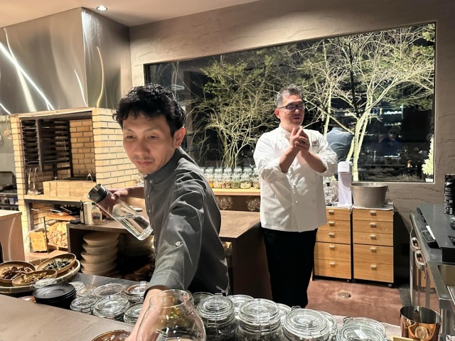 富士吉田出身の兄弟がオーナーの富士北麓キュイジーヌを楽しめる完全予約制のレストラン・オーベルジュ。