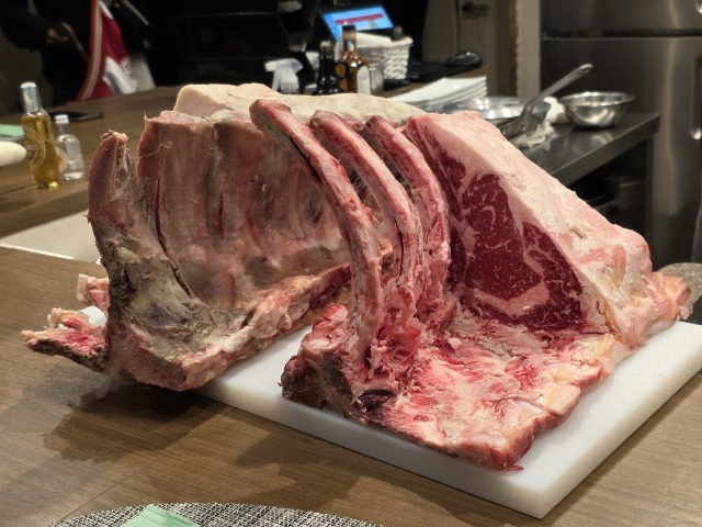 日本橋に誕生した、イタリア郷土料理と肉料理