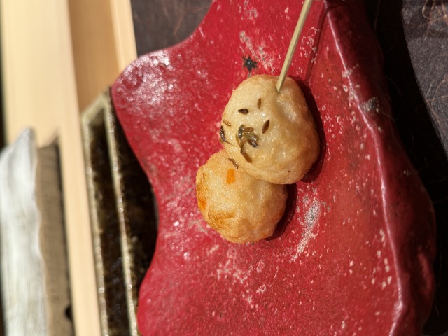 炭×薪の妙技、麻布十番で味わう新世代の焼鳥