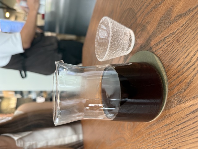 水が味を決める。東区で出会う世界王者の一杯