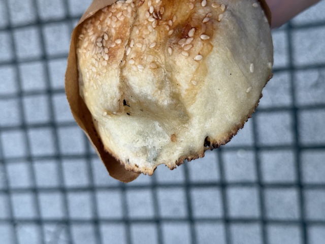 貼り窯で香ばしく。艋舺で頬張る胡椒餅