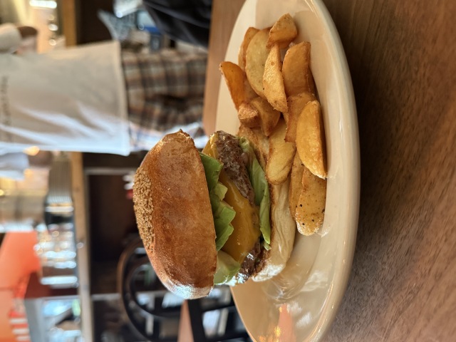 CRITTERS BURGER