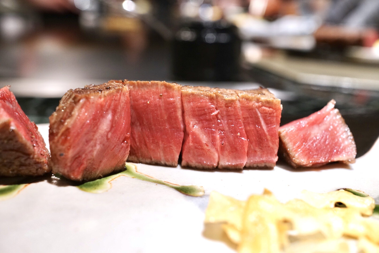 行けるのは世界で33名の会員のみ！究極のレストラン【HIBACHI】に潜入！