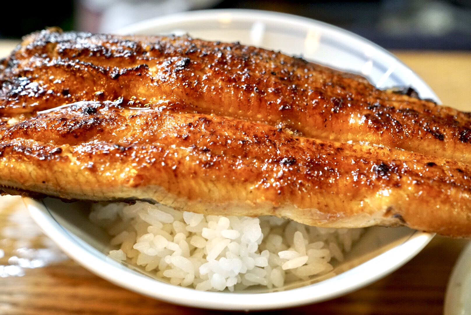 半年先まで予約が取れない鰻の名店【かぶと】