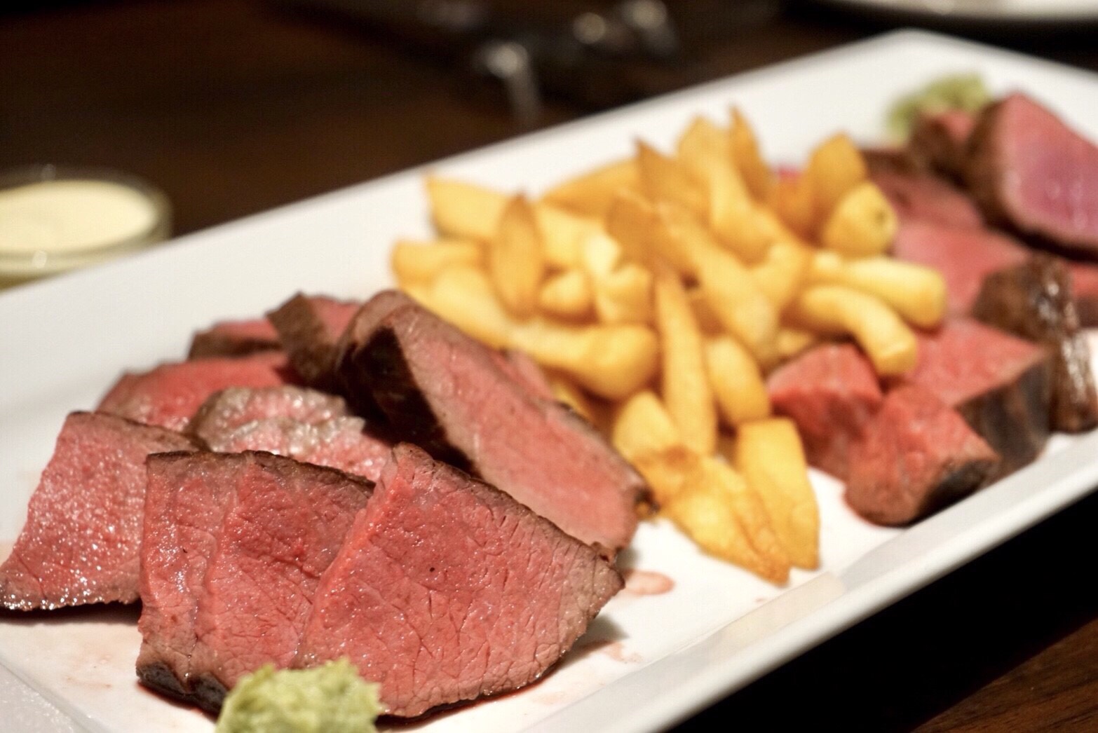 テリヤキスト肉山の光山氏がプロデュース！美味しい肉をたらふく味わえるコースが人気「日本橋肉友」