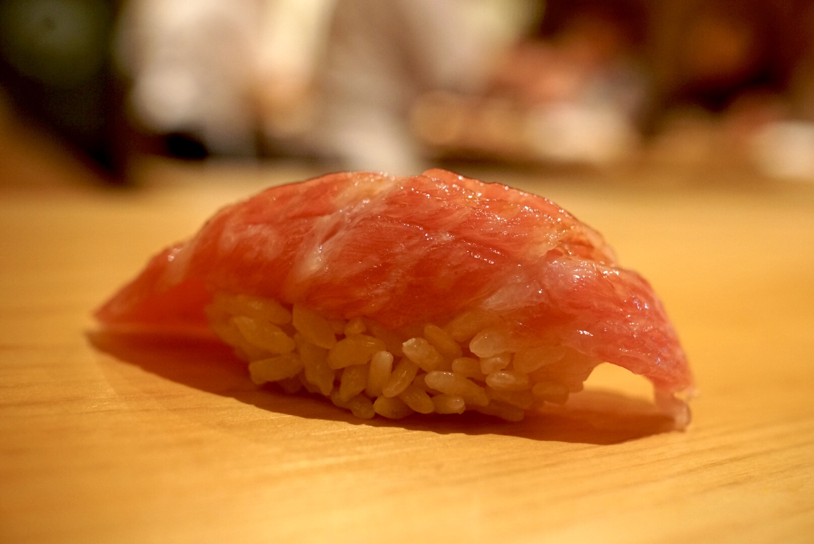 福岡で江戸前鮨を味わえる貴重な店「鮨さかい」で味わうネタは、予想を上回る美味さだった！