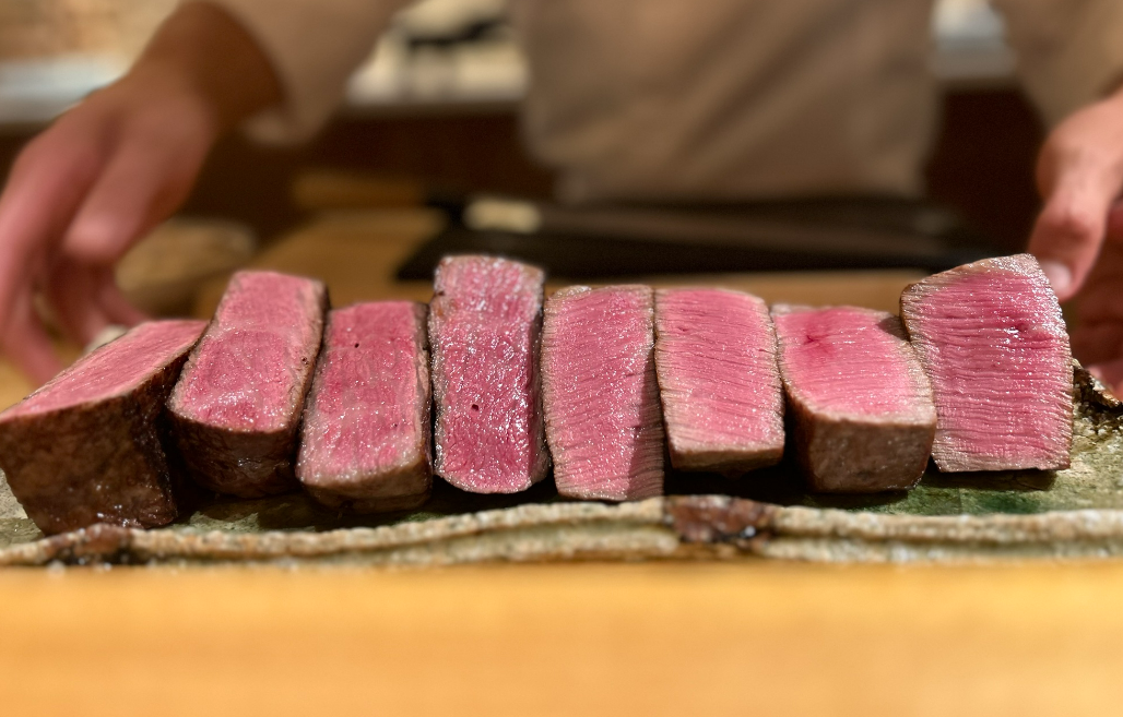 神戸牛の旨味を最高の仕立てで堪能できる「まとい 銀座」にてIKKO’S FILMSオンラインサロンオフ会！！