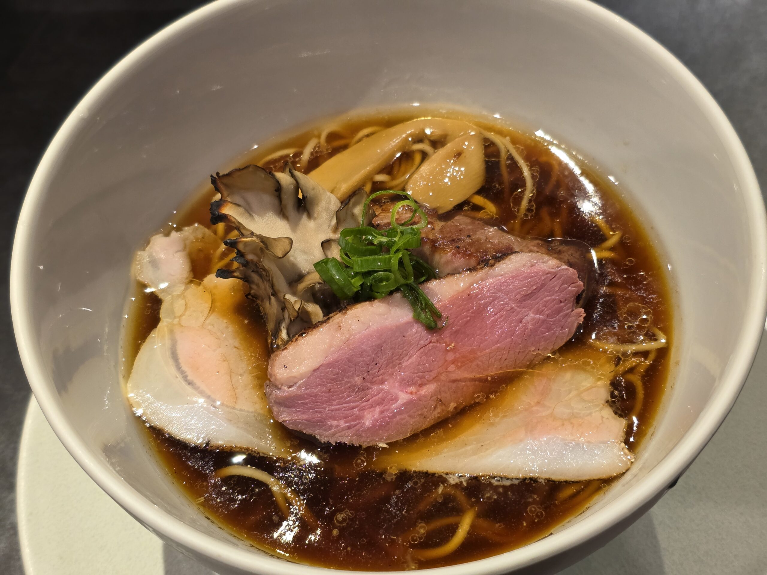 行列必至！赤坂の2025年2月オープン新星ラーメン店で夜限定コースを満喫｜TERIYAKI美食倶楽部オフ会レポート